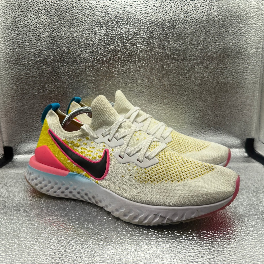 Size 11 Nike Epic React Flyknit 2 Mens Sail Pink Excellent CI7583-100